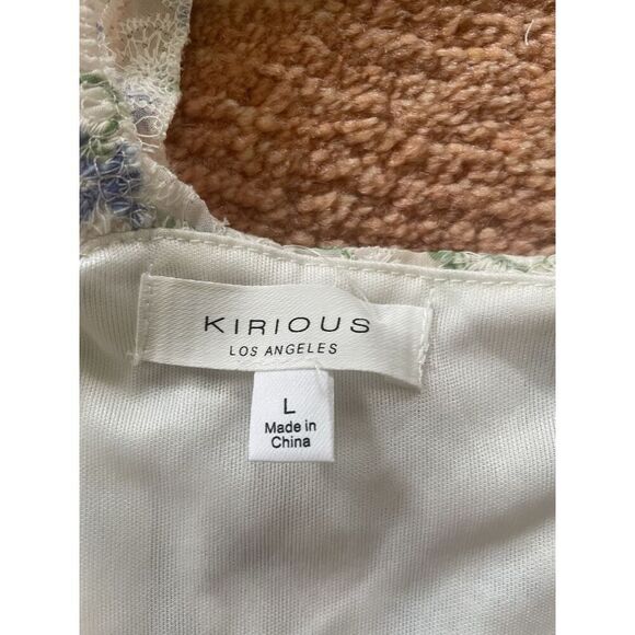 Kirious Los Angeles Embroidered Floral Crop Top L Ruffle Straps Tie Back NWT - Picture 5 of 8